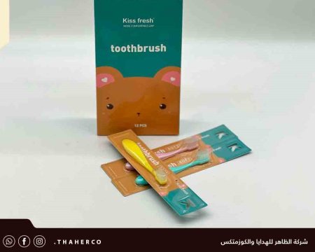 فرشاة اسنان ملونة